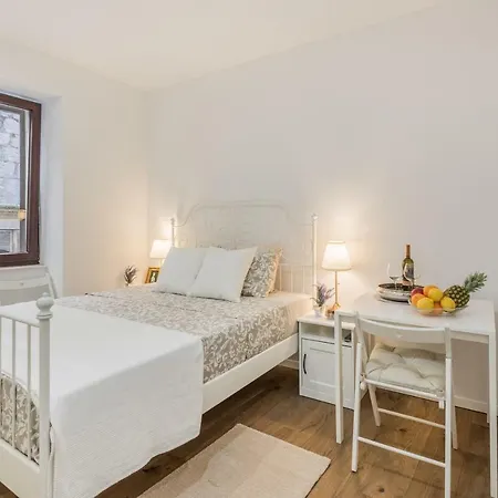 Apartment Mediterranean Vintage *